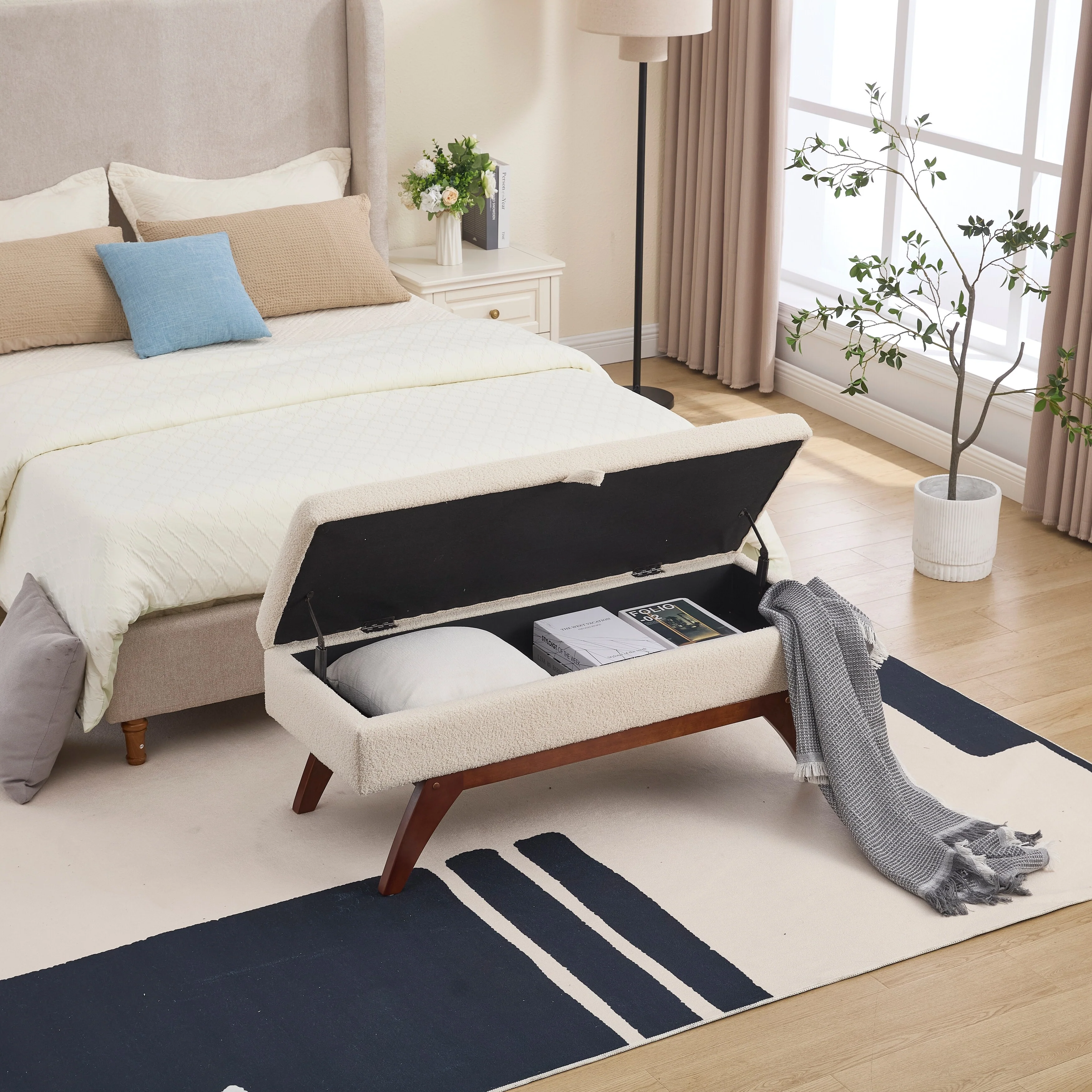 Upholstered storage Bench