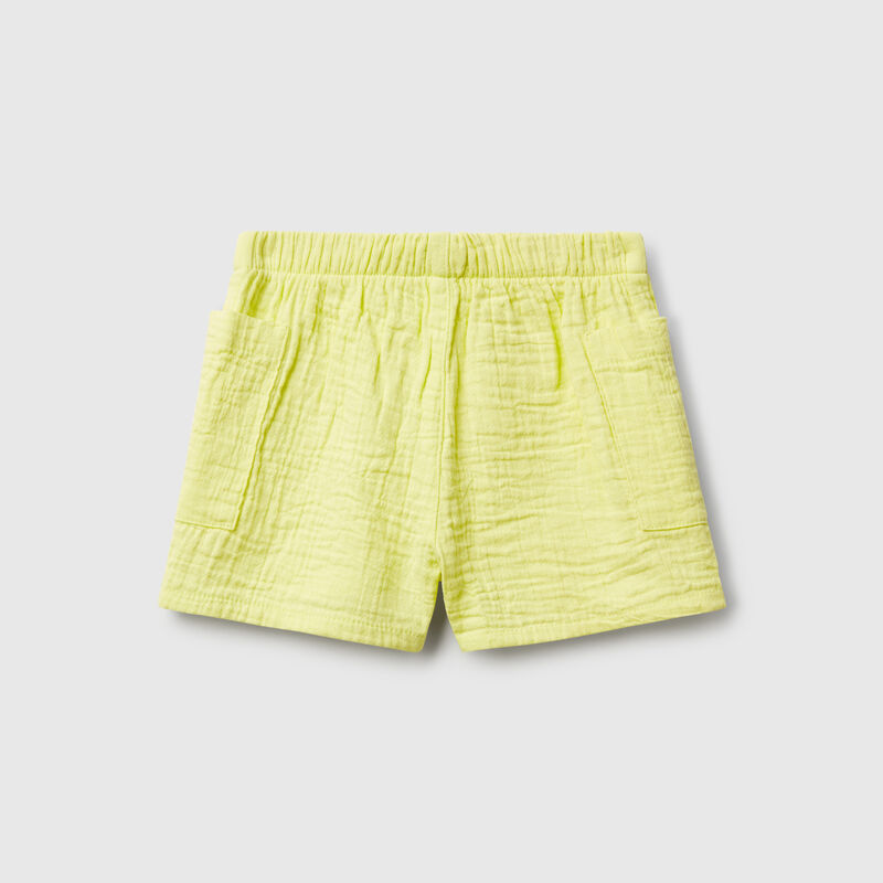 Shorts with pockets