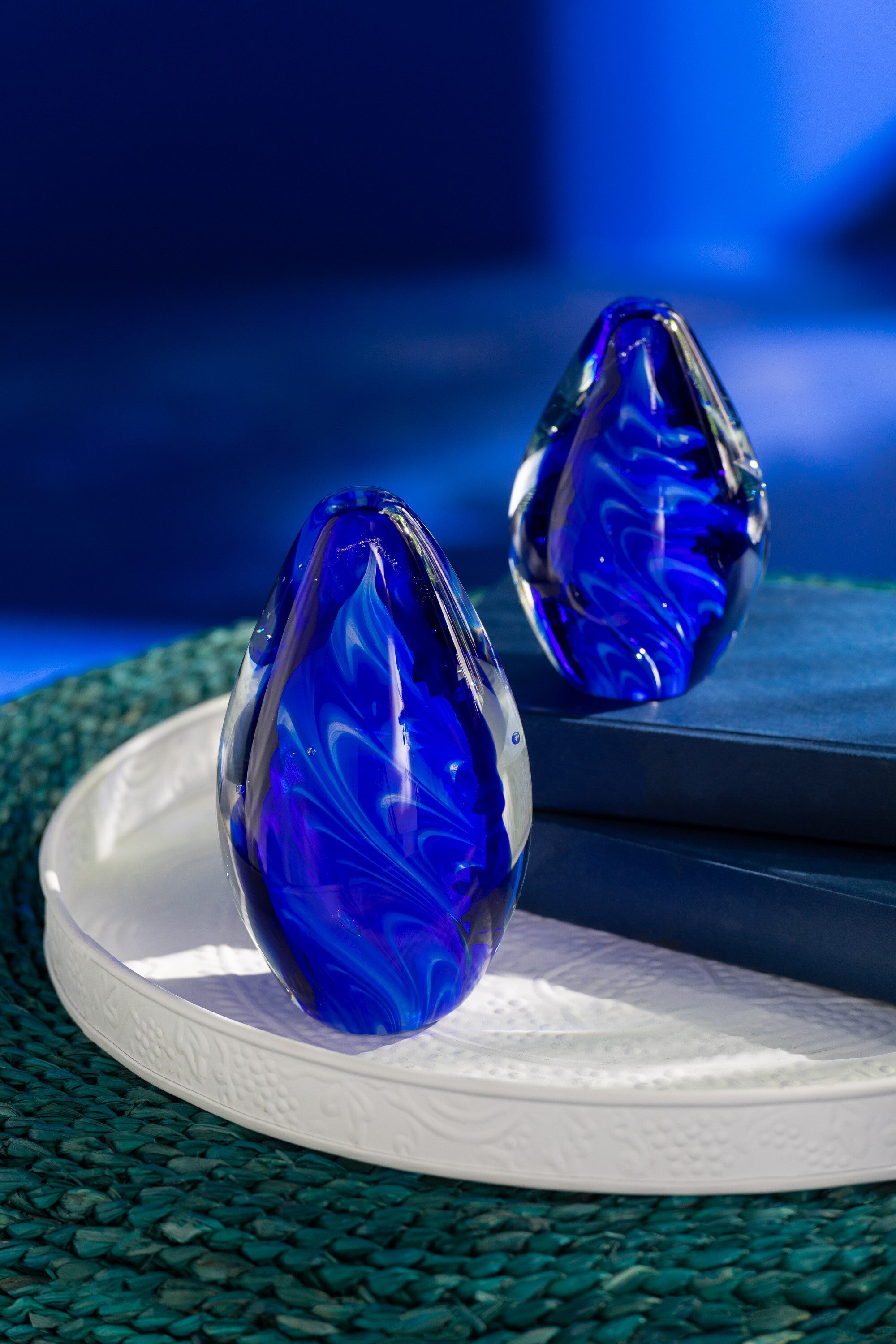 J-Line presse-papier Polypus Ovaal - glas - transparant/blauw - small