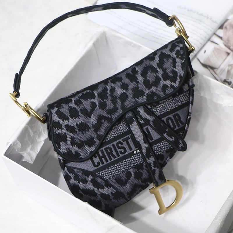 Dior The LADY DIOR Bag MINI SIZE(17*15*7cm)