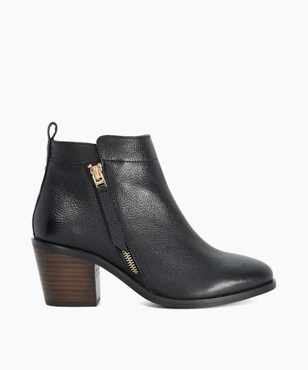 Paicing Black - Wide Fit Block Heel Side Zip Ankle Boots