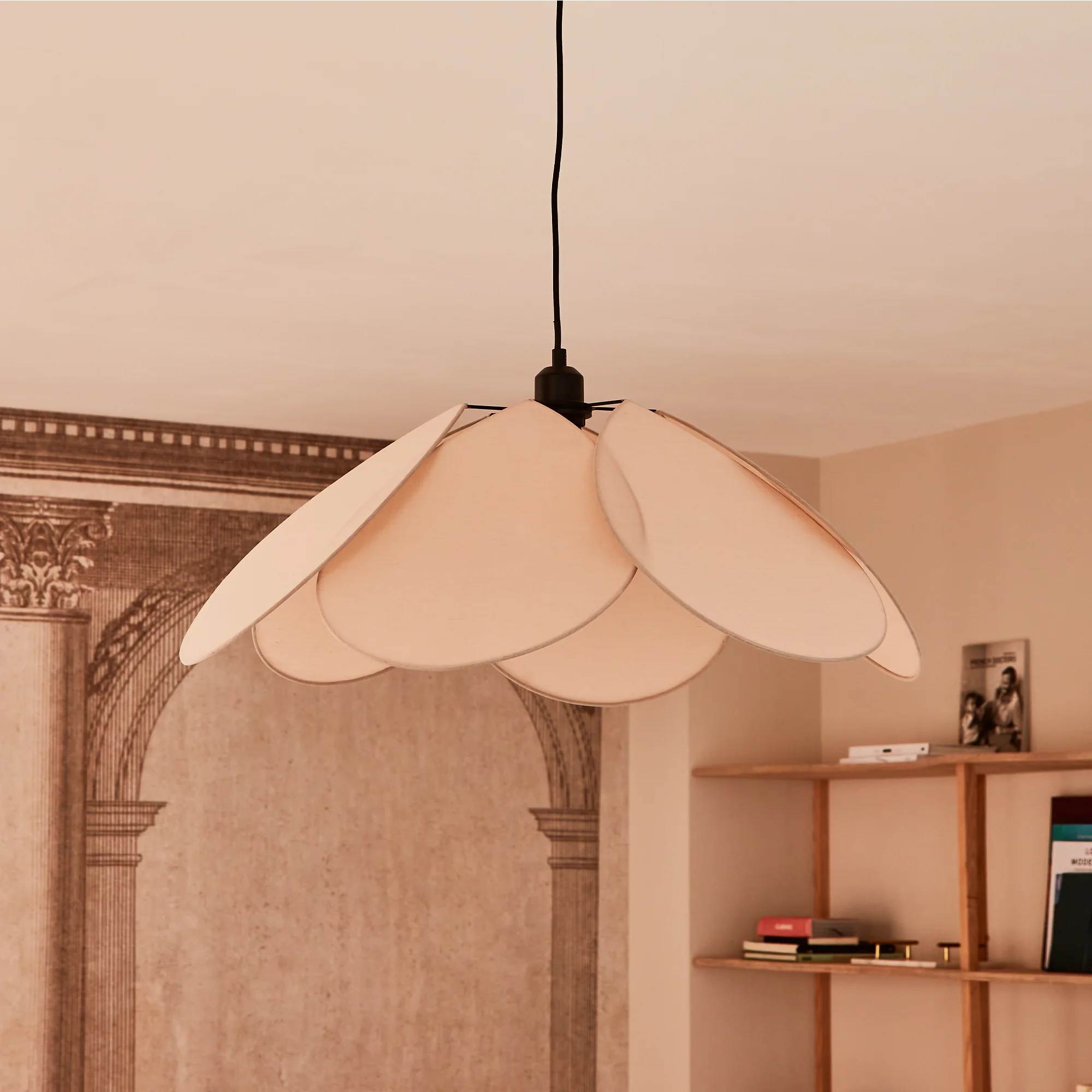 Ostaria Suspension ELA coloris rose pâle 23 x 69 cm
