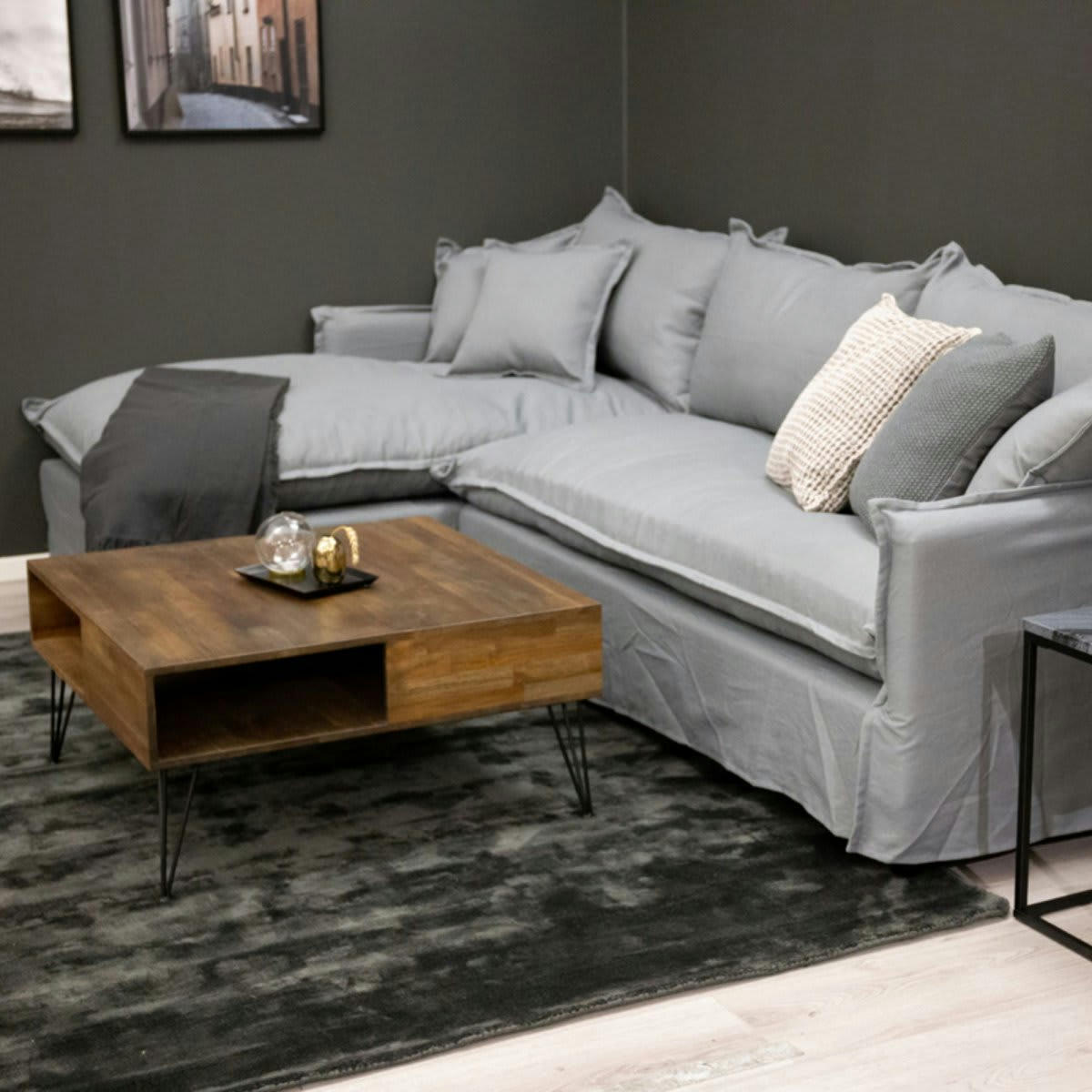 GIADA - Table basse en bois avec pieds en métal noir