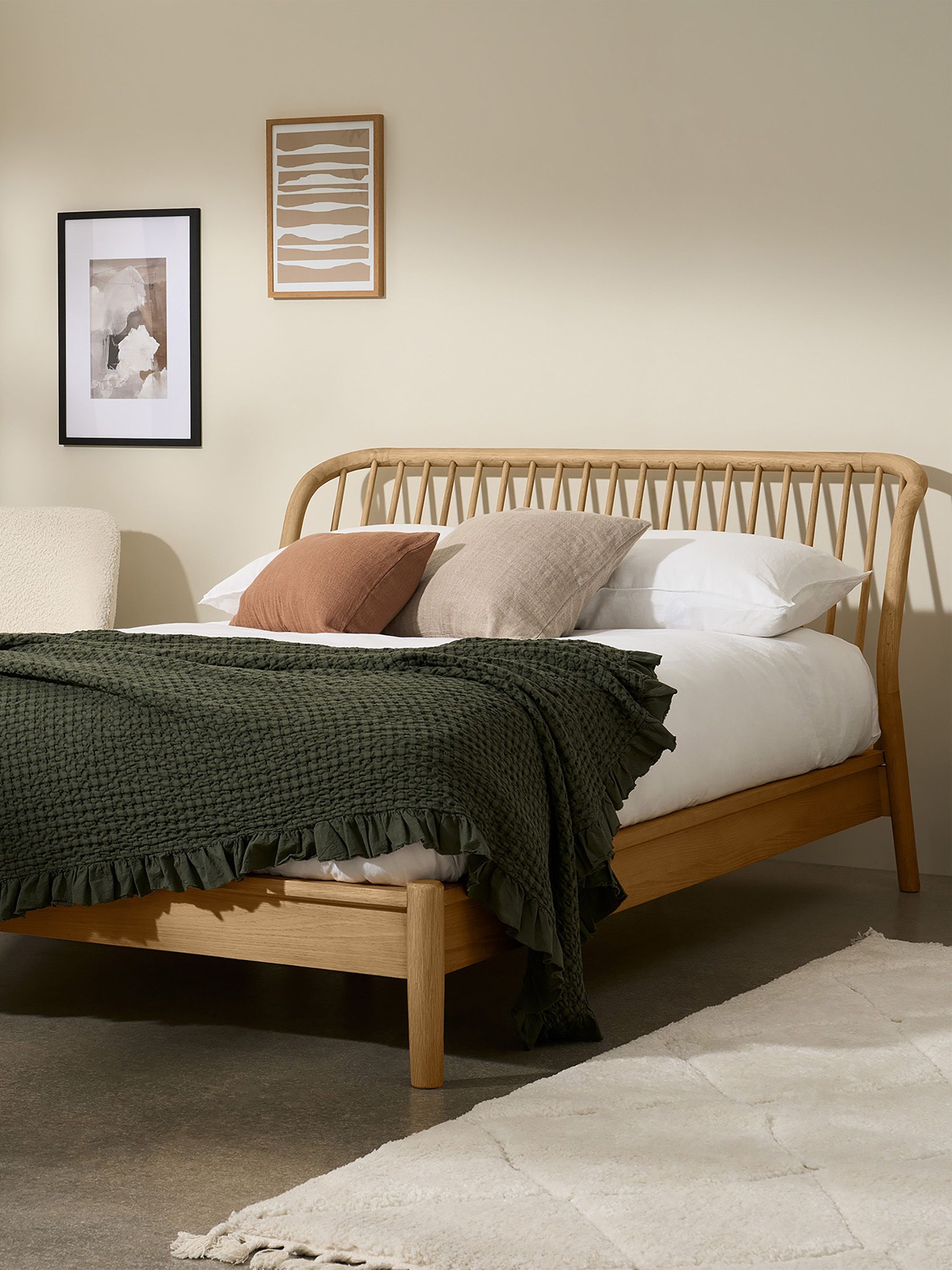 Tacoma Bed in Oak