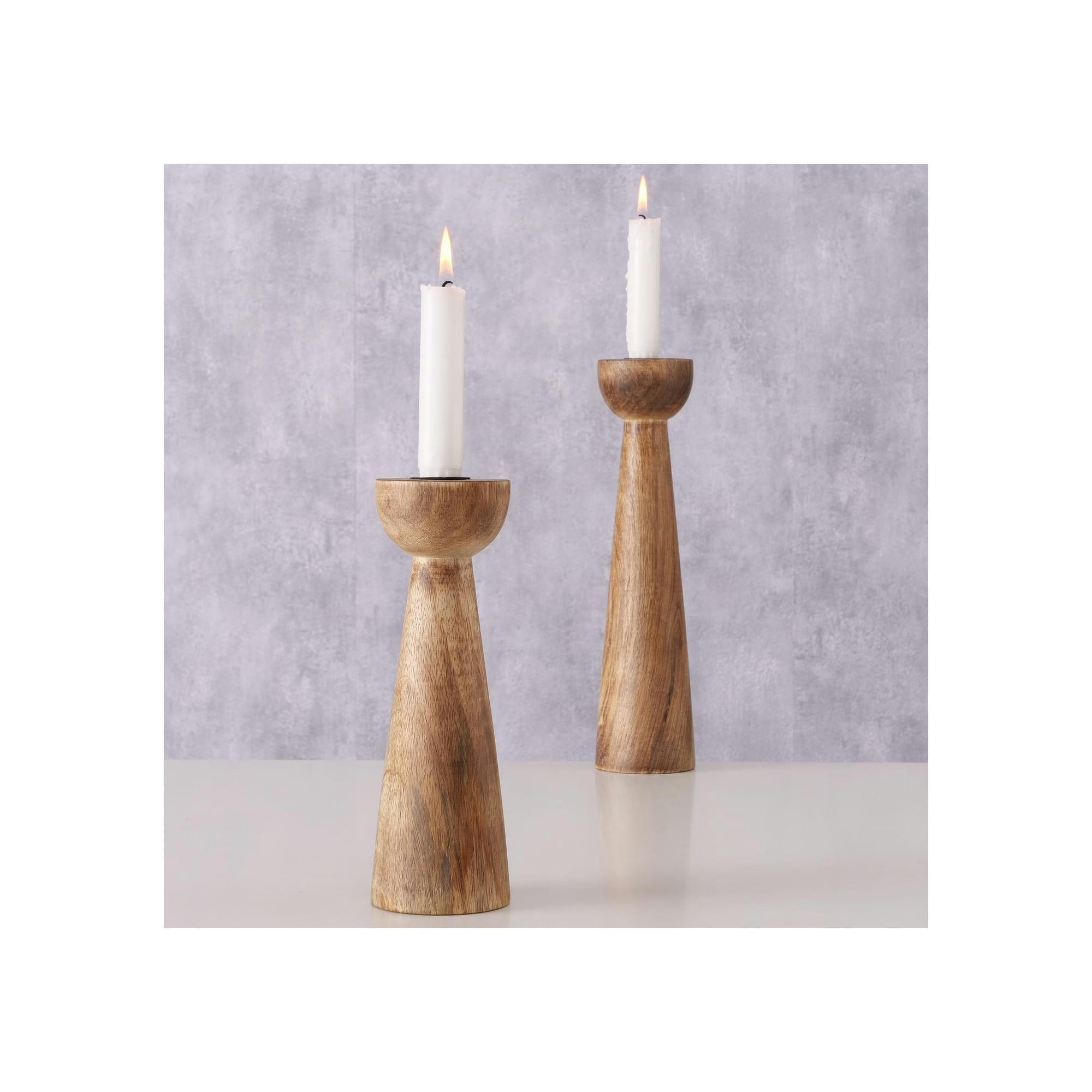 - Set de 2 chandeliers en bois de mangue