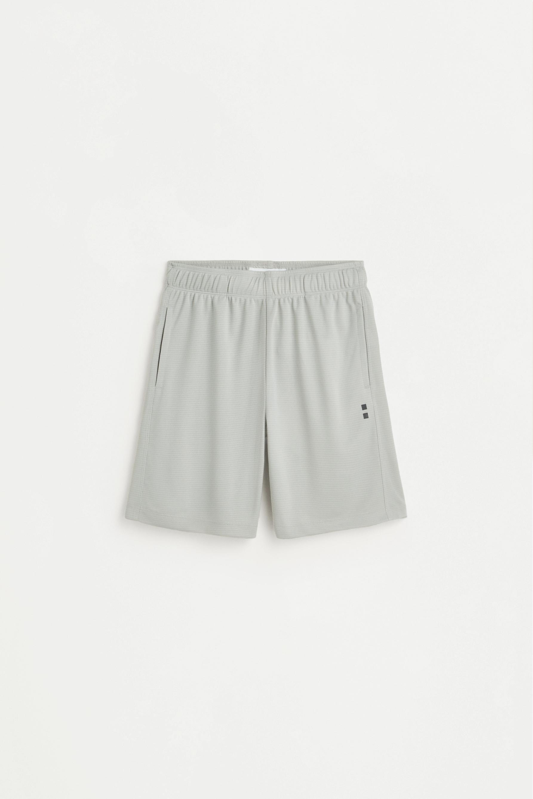 Bermuda deportiva