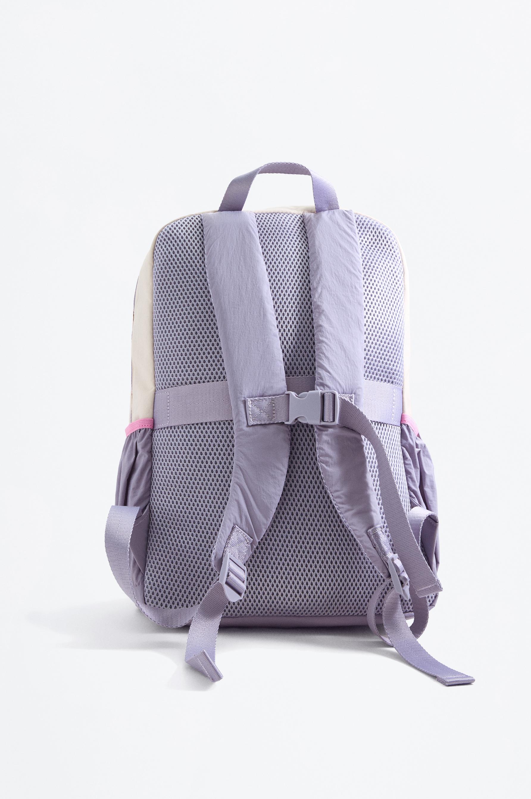 Mochila multipocket Kuromi Hello Kitty ©SANRIO