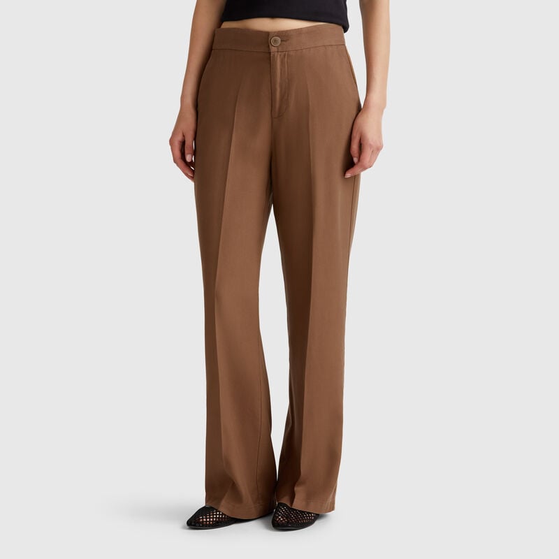 Trousers in pure lyocell