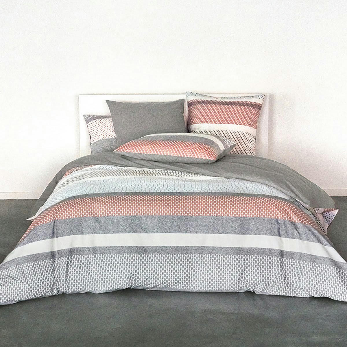 MAMBO - Parure de lit percale gris foncé 260x240 + 2x50x75 cm
