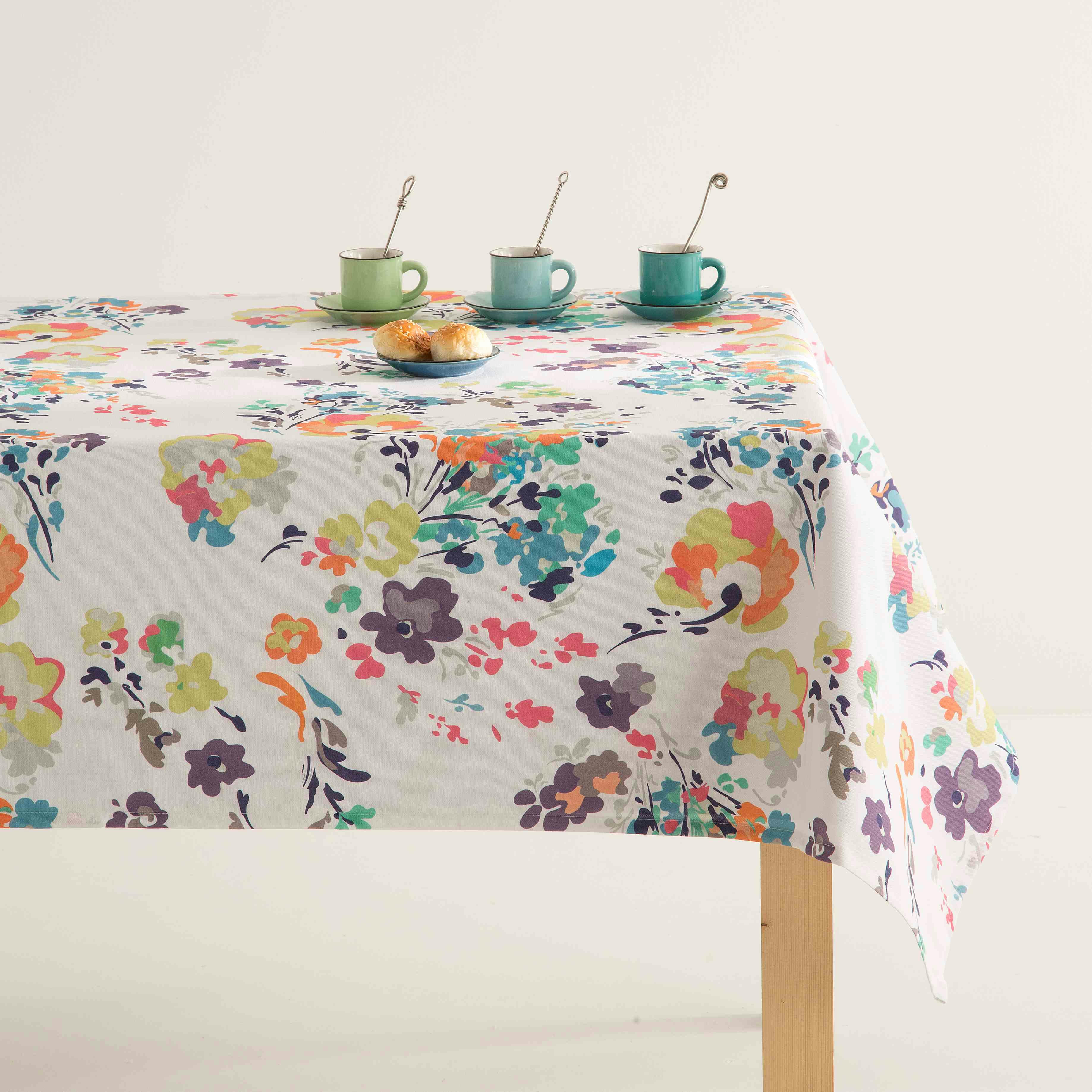 ABRIL - Nappe imprimée blanc avec traitement anti-taches en coton 140x140 cm