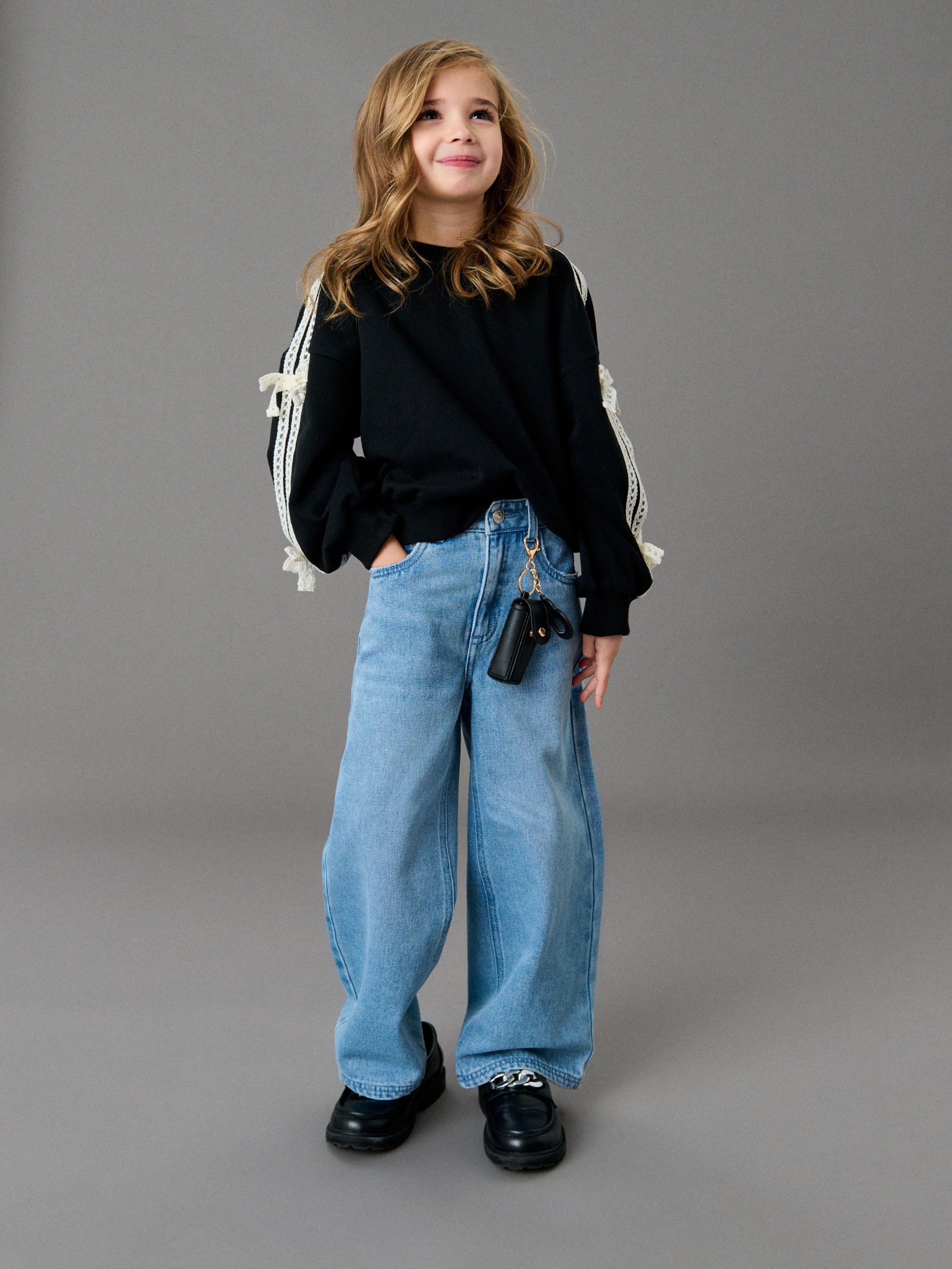 Klasyczne jeansy wide leg