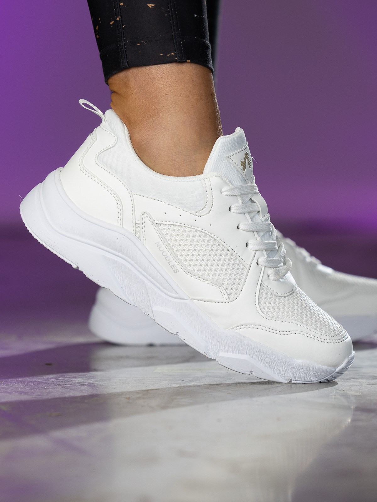 Runabout sneaker