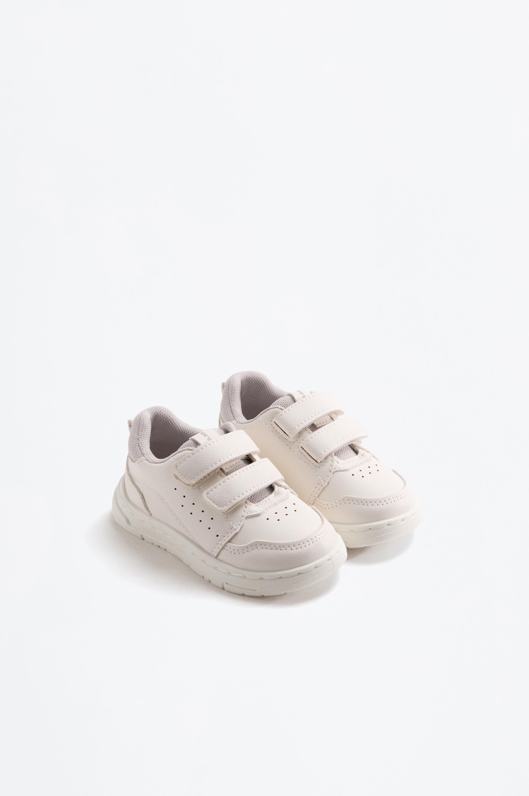 Zapatilla deportiva minimal