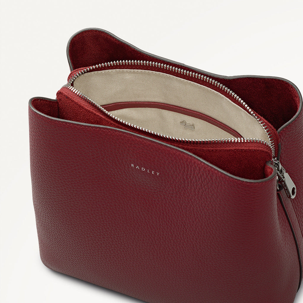 Dukes Place - Medium Compartment Cross Body Bag