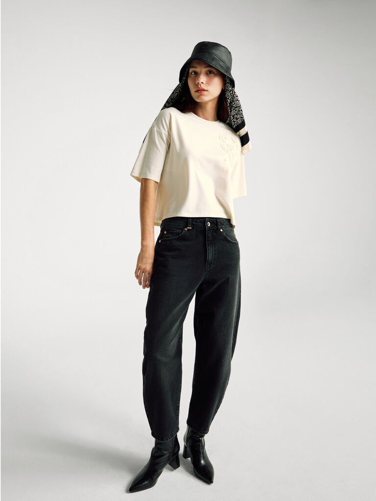 Boxy fit t-shirt with applique