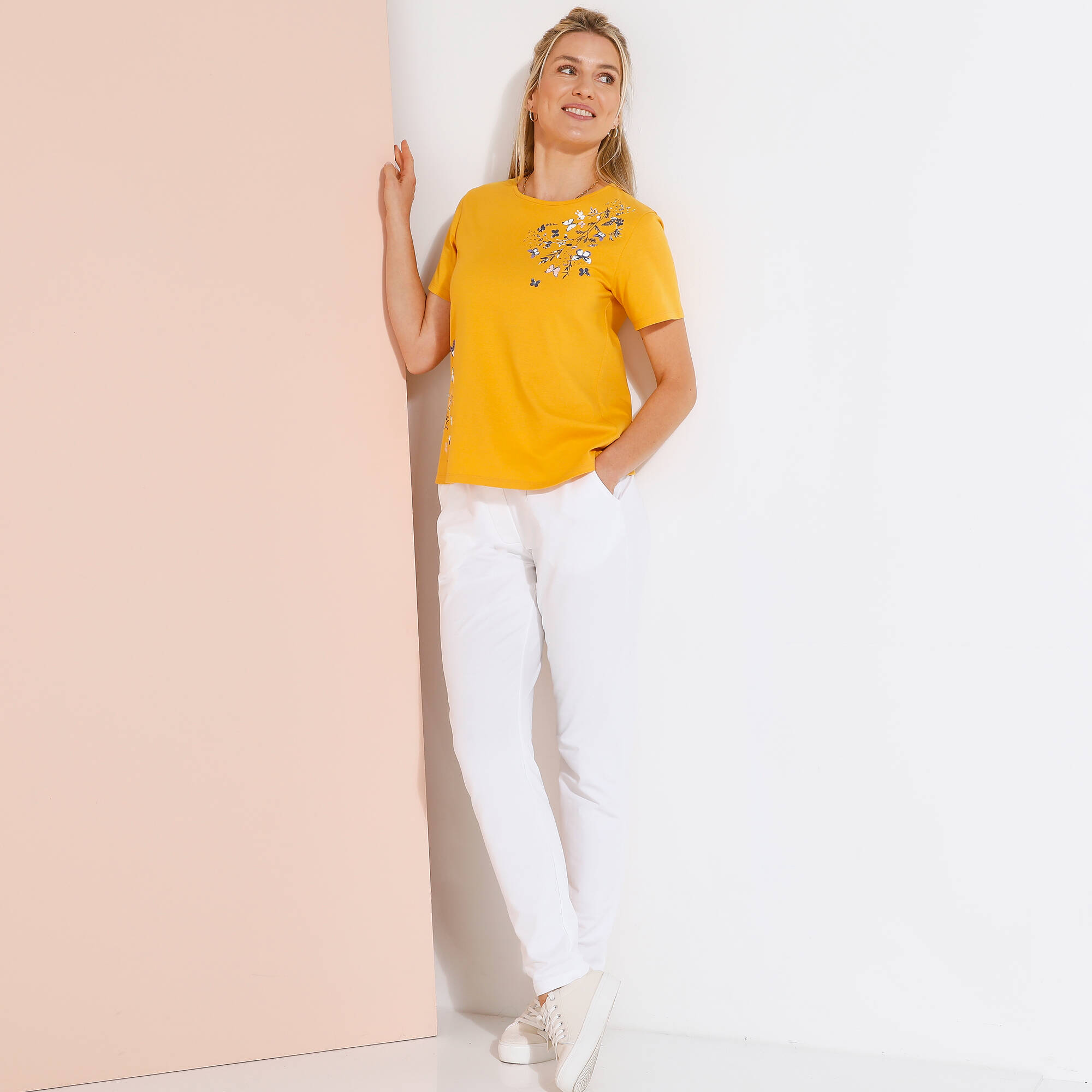 T-shirt manches courtes imprimé papillon
