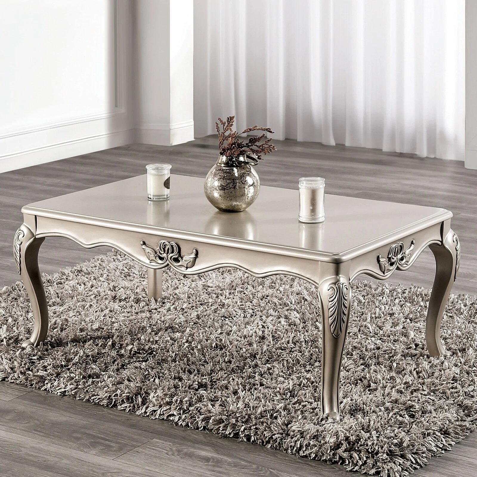 Wooden Coffee Table with Cabriole Legs in Champagne