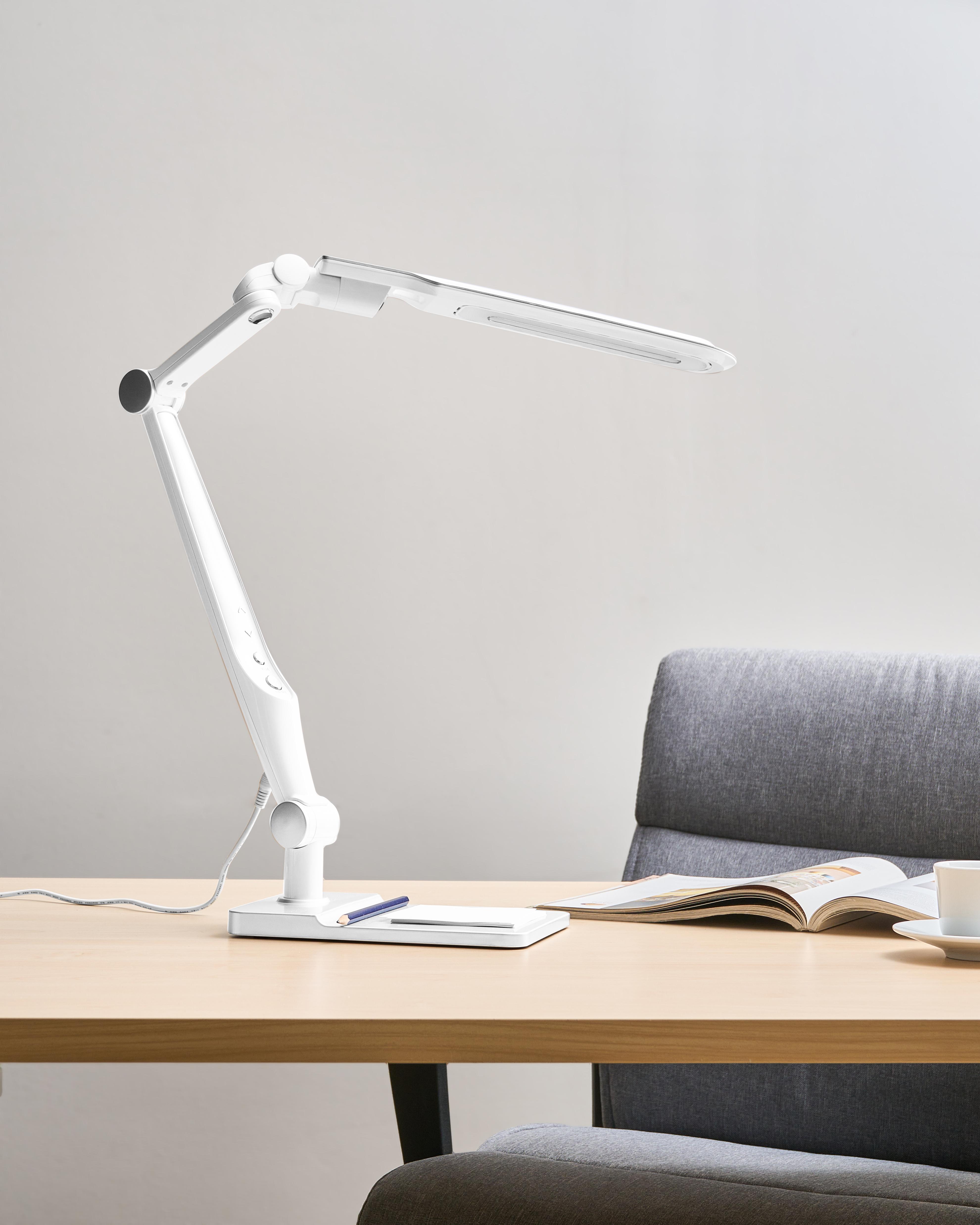 LED Desk Lamp PEGASI with Dimmer Silver