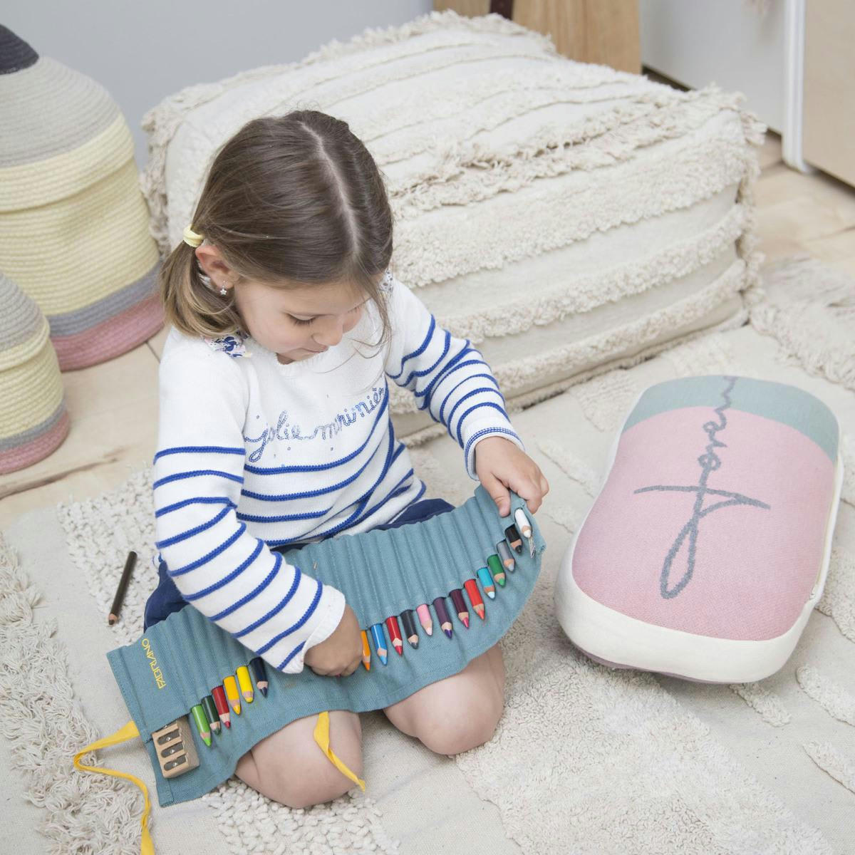 BACK-TO-SCHOOL - Coussin gomme en coton rouge et bleu 24x45