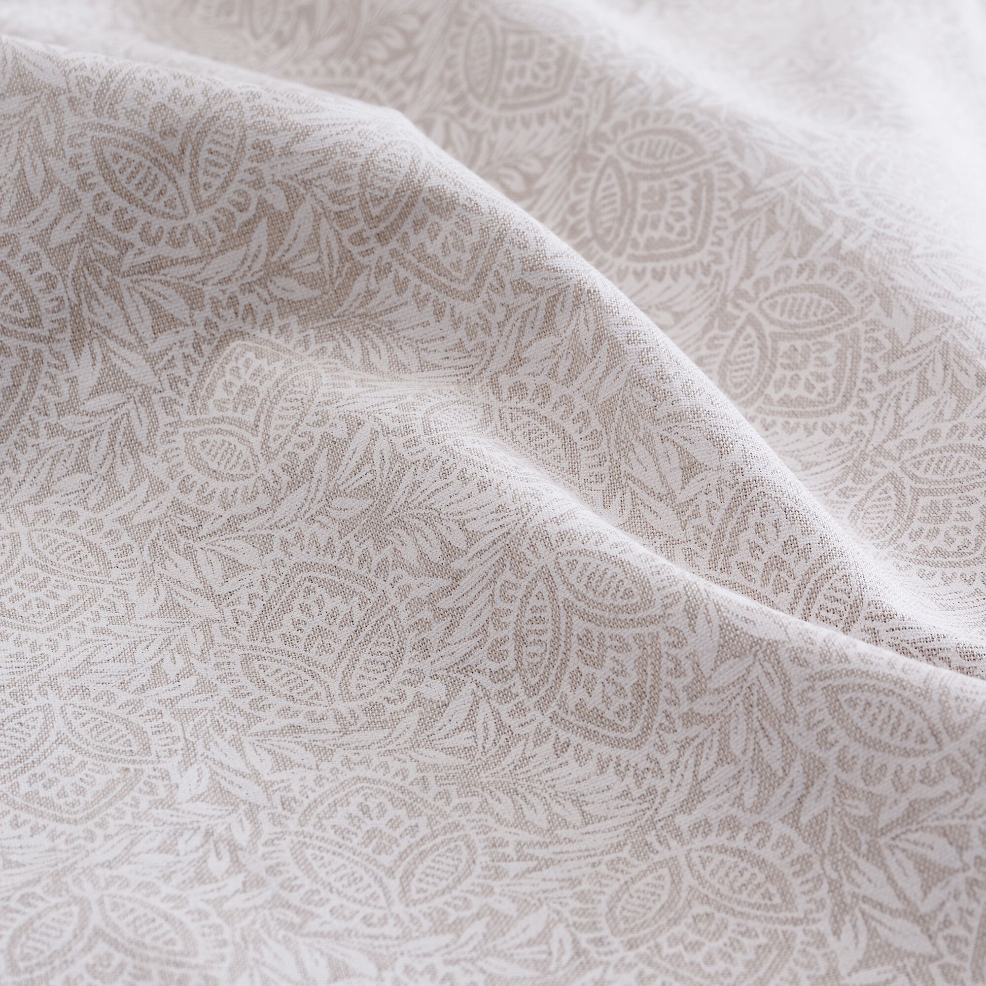ST REMY - Nappe motif amande en lin et coton 150x150cm - blanc