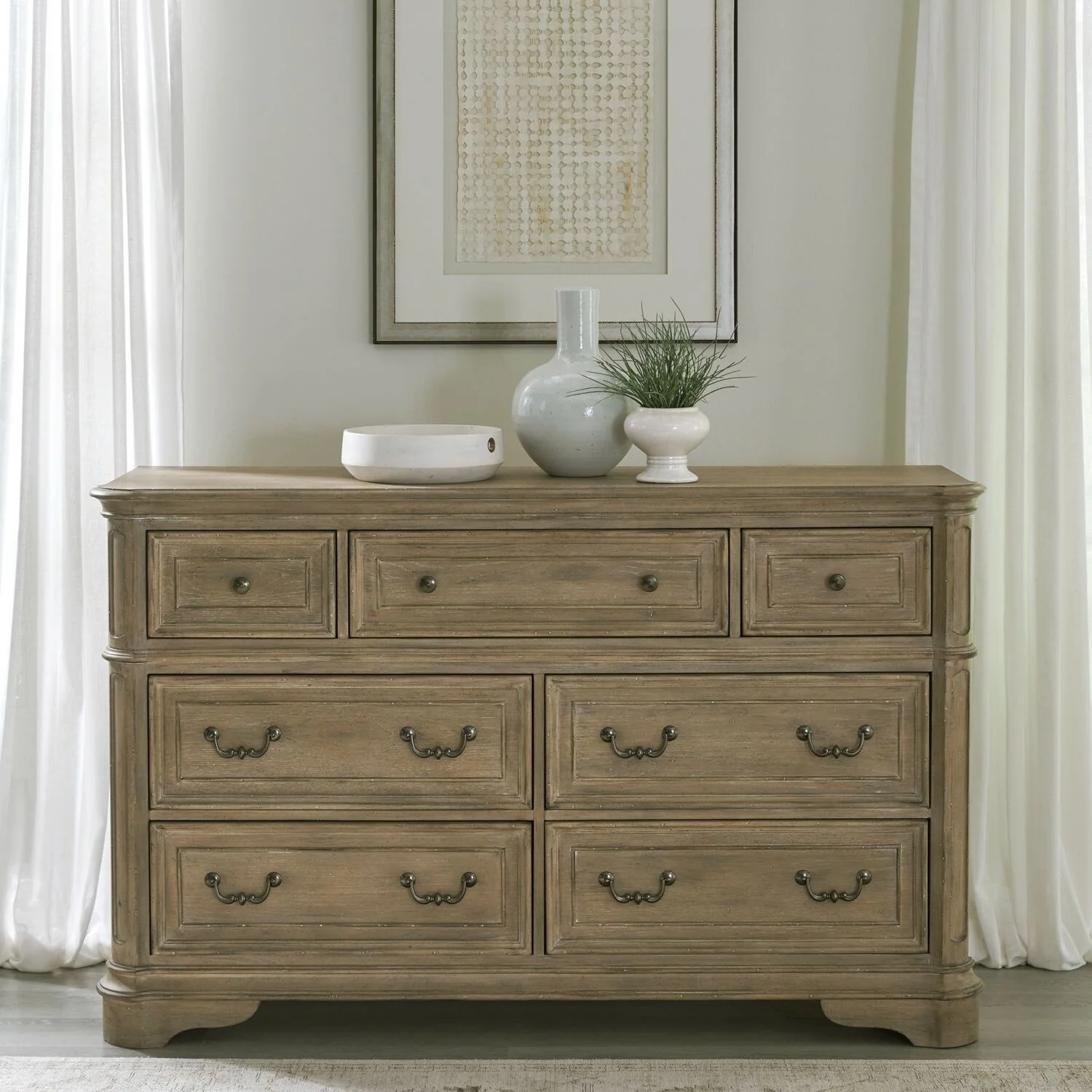 Magnolia Manor 7 Drawer Dresser For Bedroom Storage with 2 Finish Options
