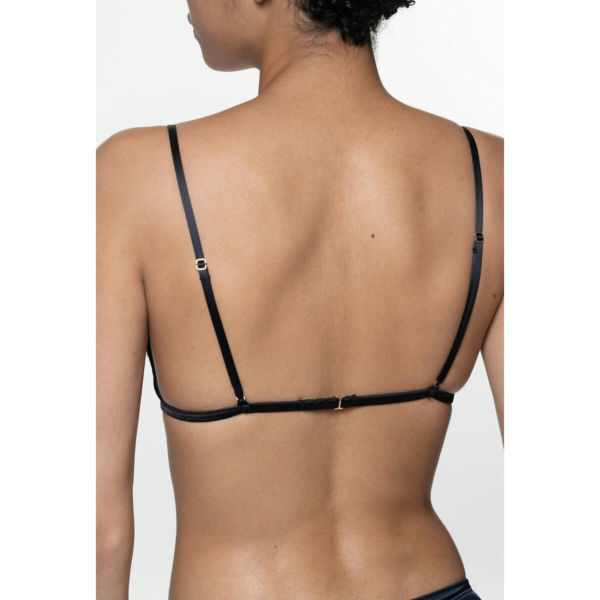 Triangle en satin recyclé et dentelle, Fiesta