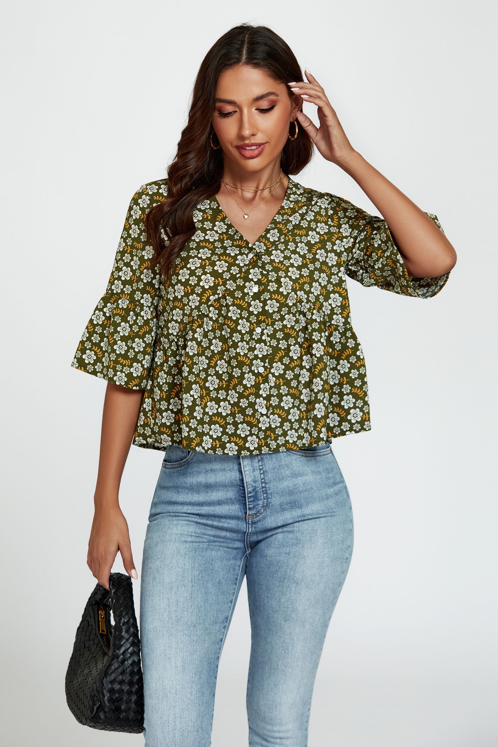 FS Collection Floral Print Short Sleeves Crop Top In Olive