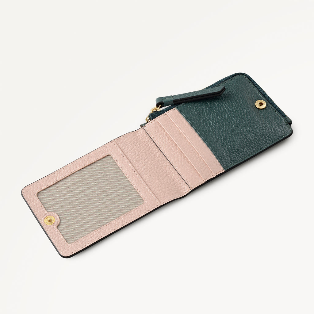 Pickwick - Small Flapover Card Holder