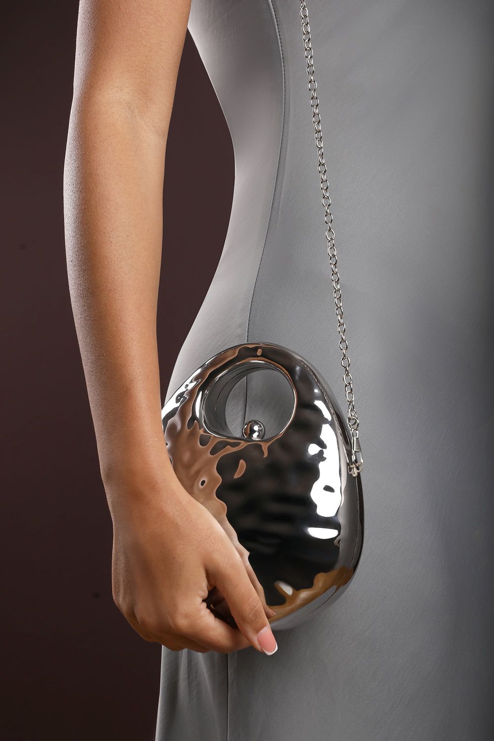 Where's That From Mocha' Metallic Sculpted Crossbody Bag with Chain