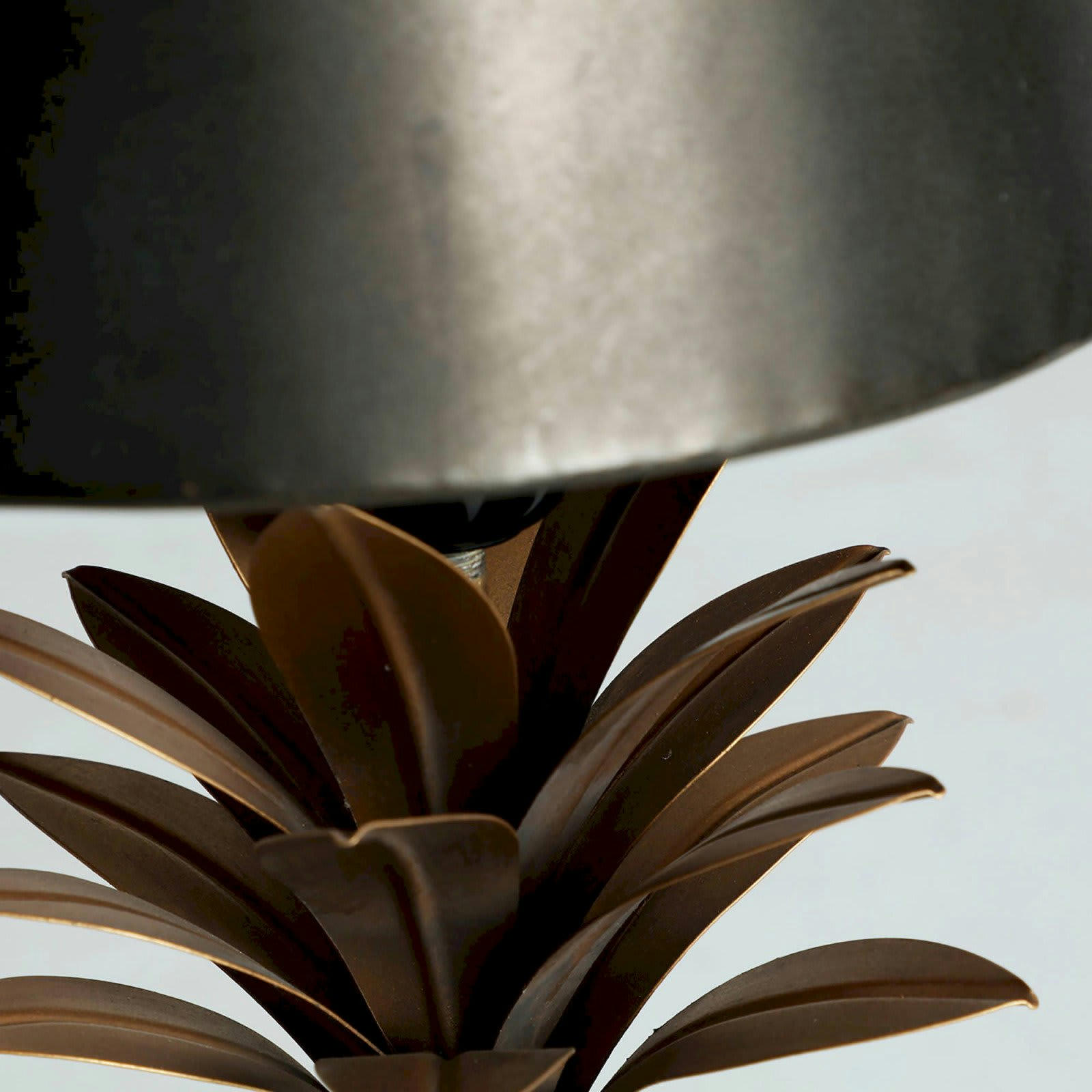 VISCHE - Lampe de salon Fer Noir 20x20x64 cm