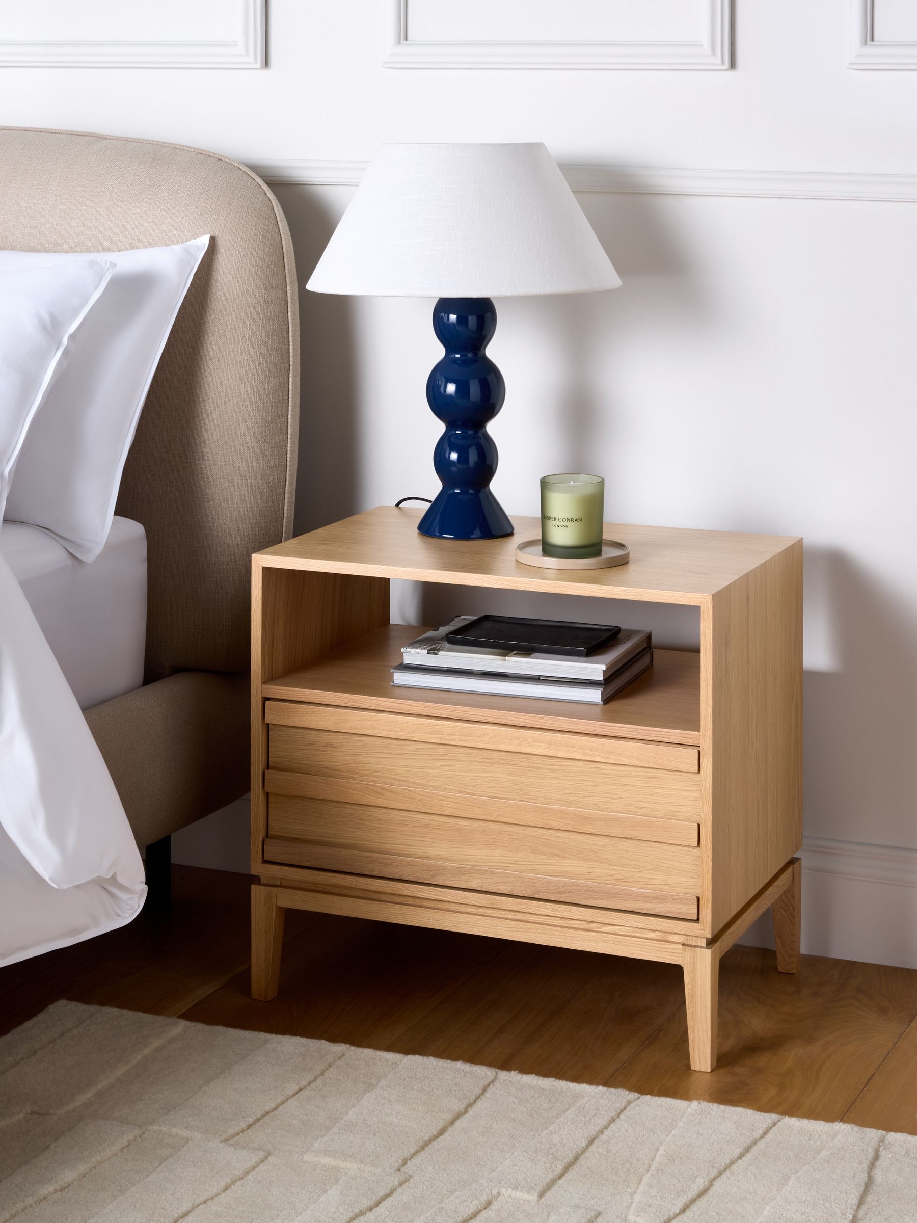 Jasper Conran London Oak 1 Drawer Belgrave 1 Drawer Wide Bedside Table