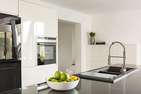 Mitigeur évier à douchette façon inox Essebagno Plimo