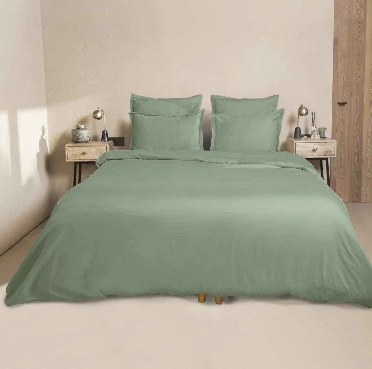 JULIA - Drap housse satin de coton  200x200x40 vert pistache