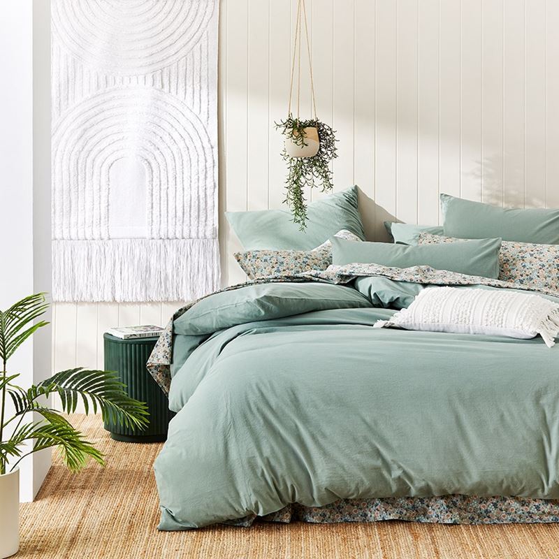 Stonewashed Cotton Gum Leaf Pillowcase