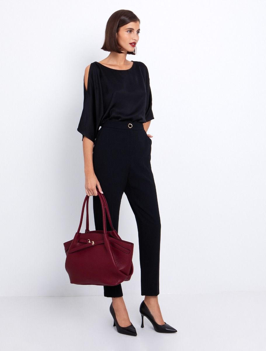 Satin μπλούζα με cut out