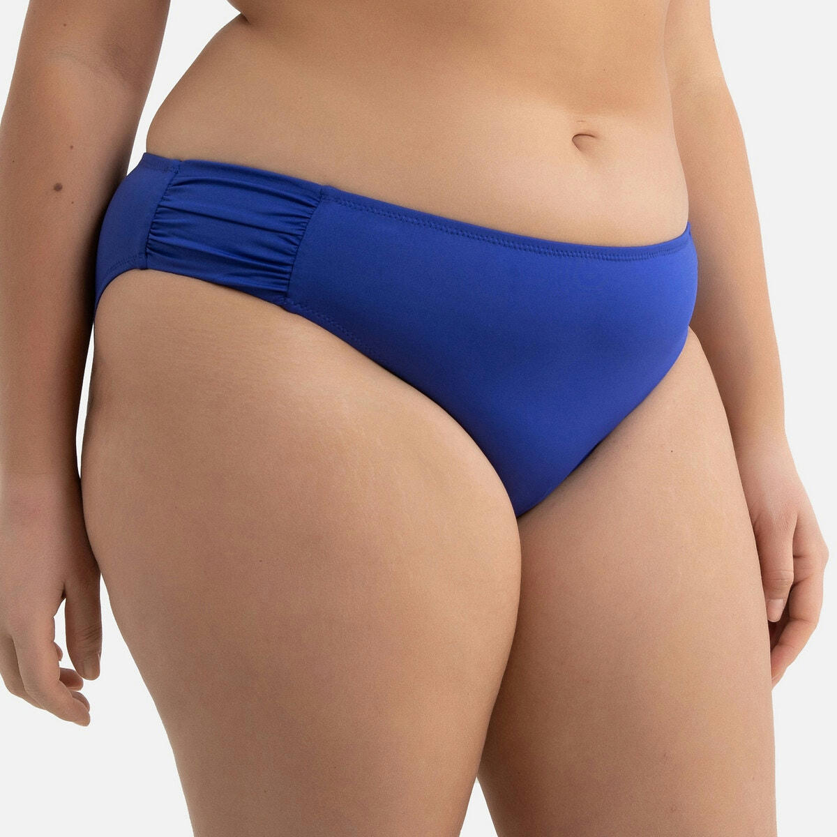 Bas de maillot de bain culotte, détails froncés