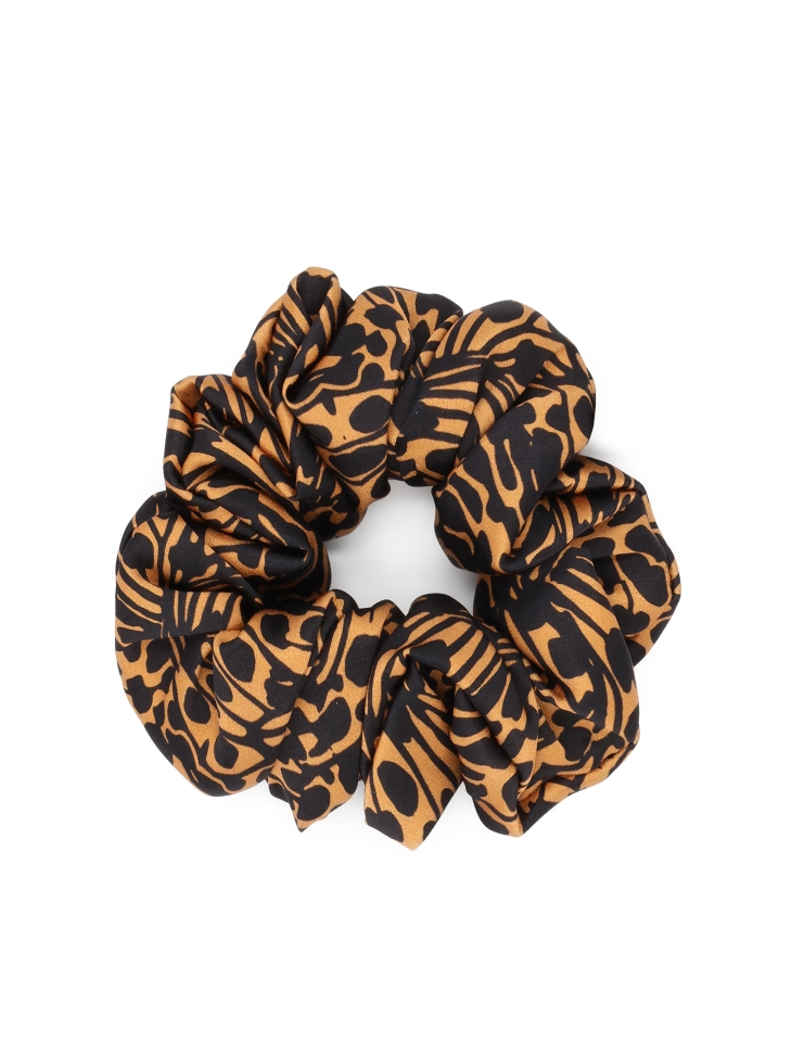 Patterned brown and black scrunchie