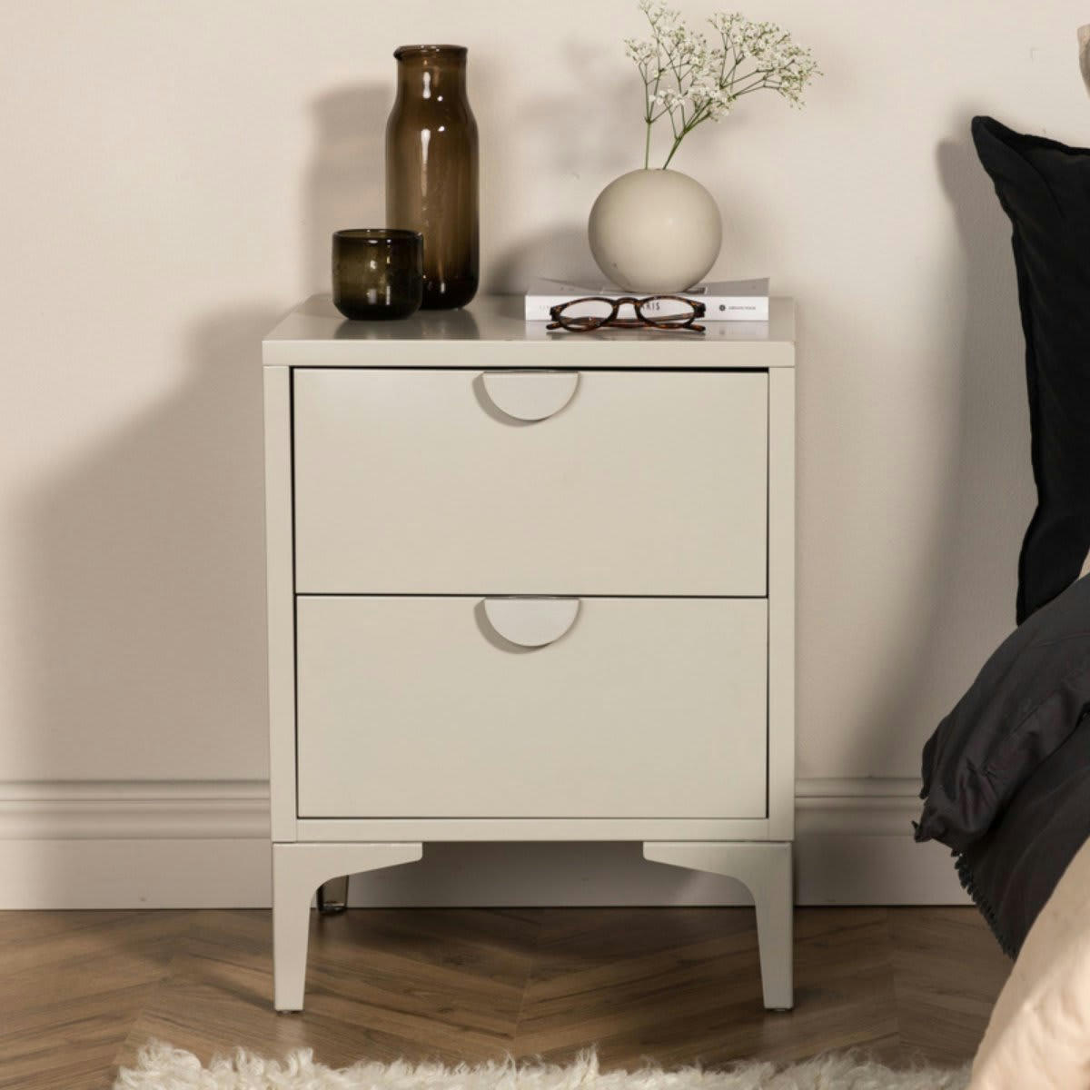 PIA - Table de chevet industrielle 2 tiroirs en métal beige