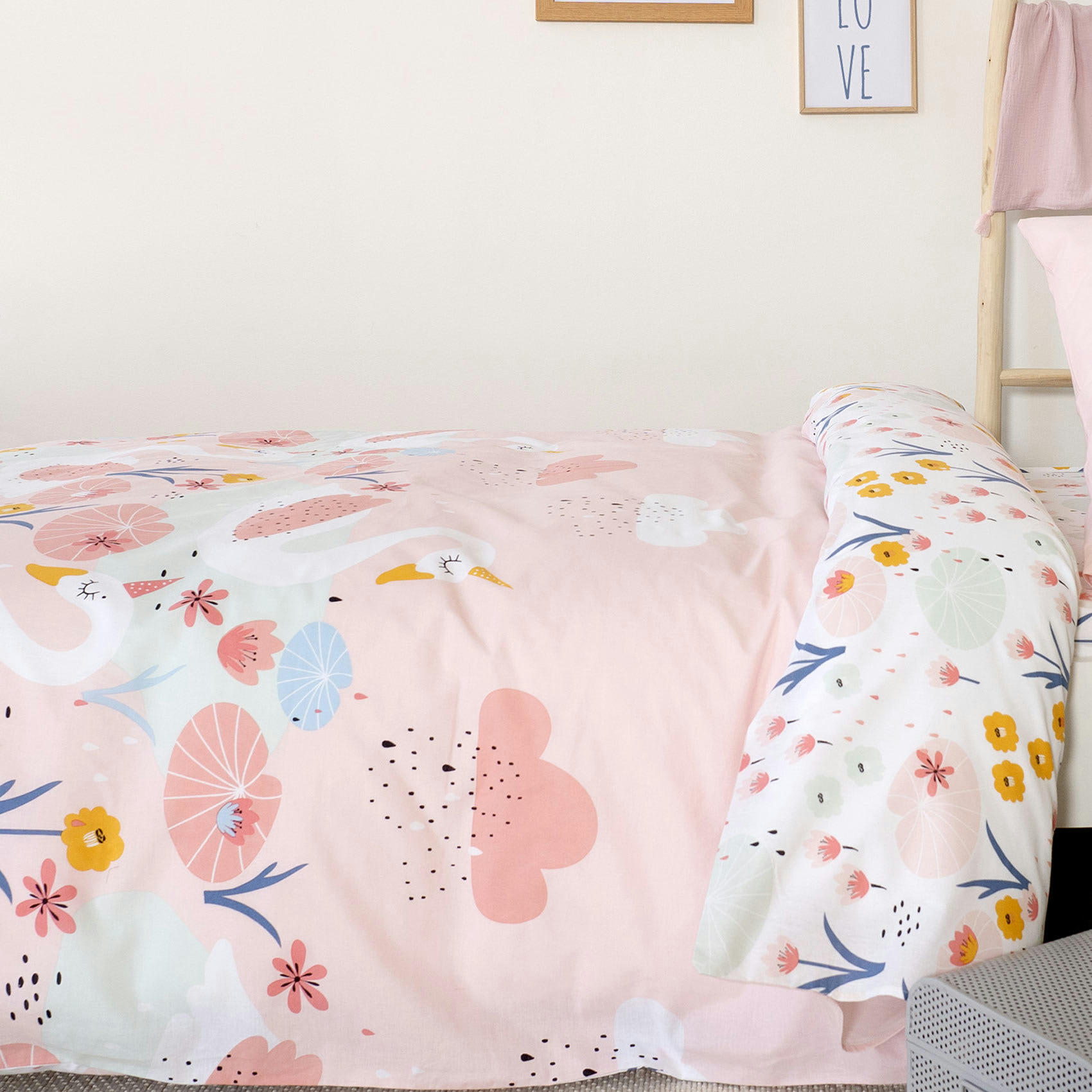 - Parure de couette cygnes enchantés coton rose 200 x 140