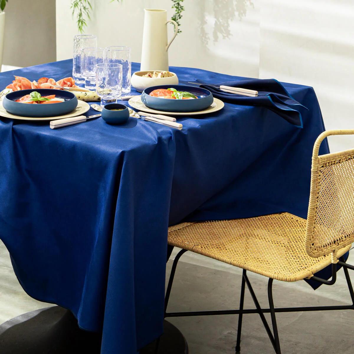 Nappe carrée 180 x 180 cm