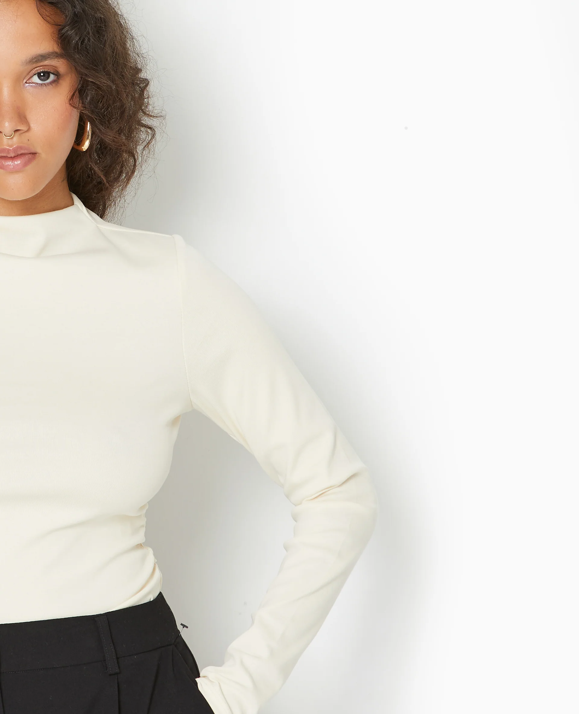 Top col montant avec fronces côtés