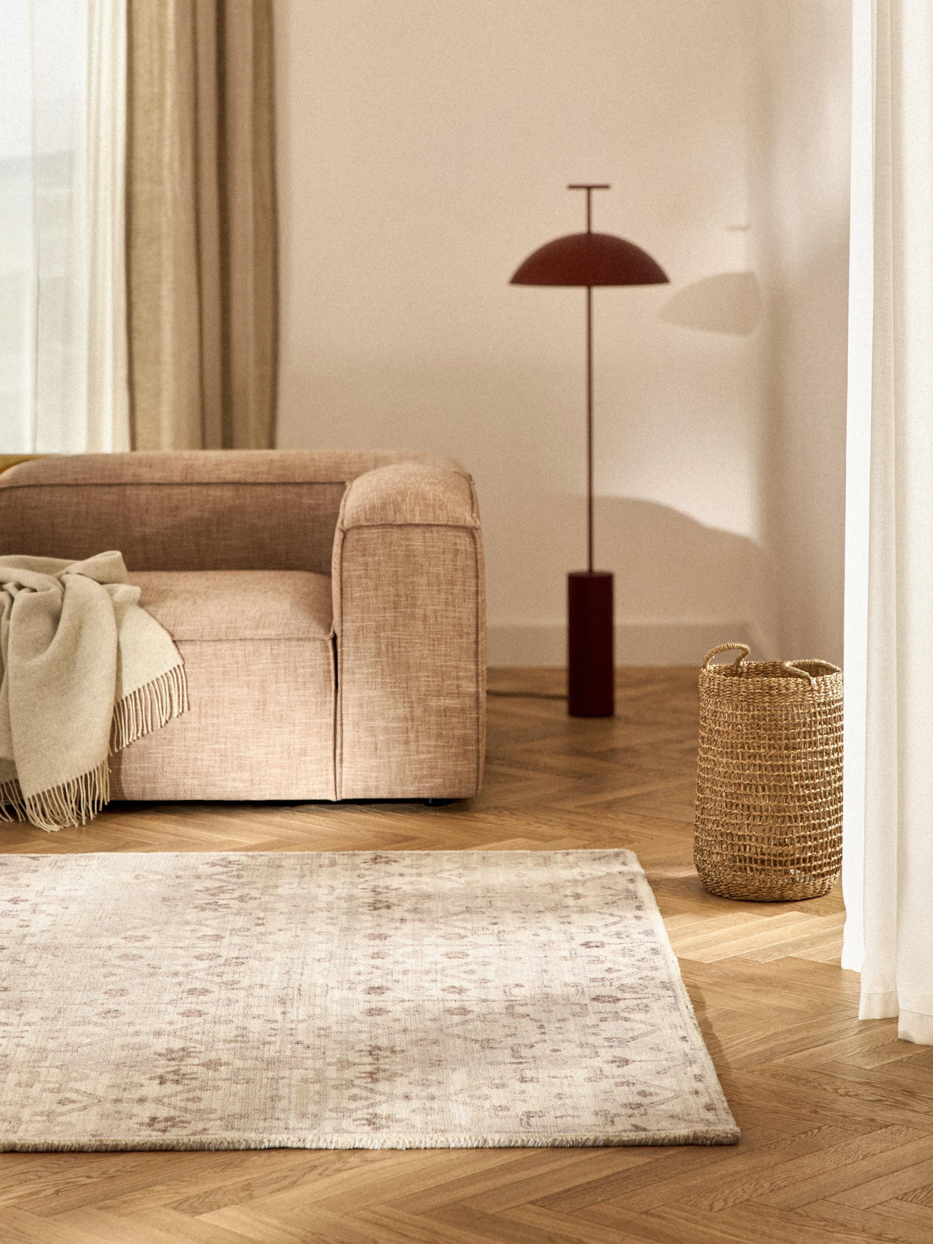 Handgewebter Kurzflor-Teppich Rosalie mit Ornamenten