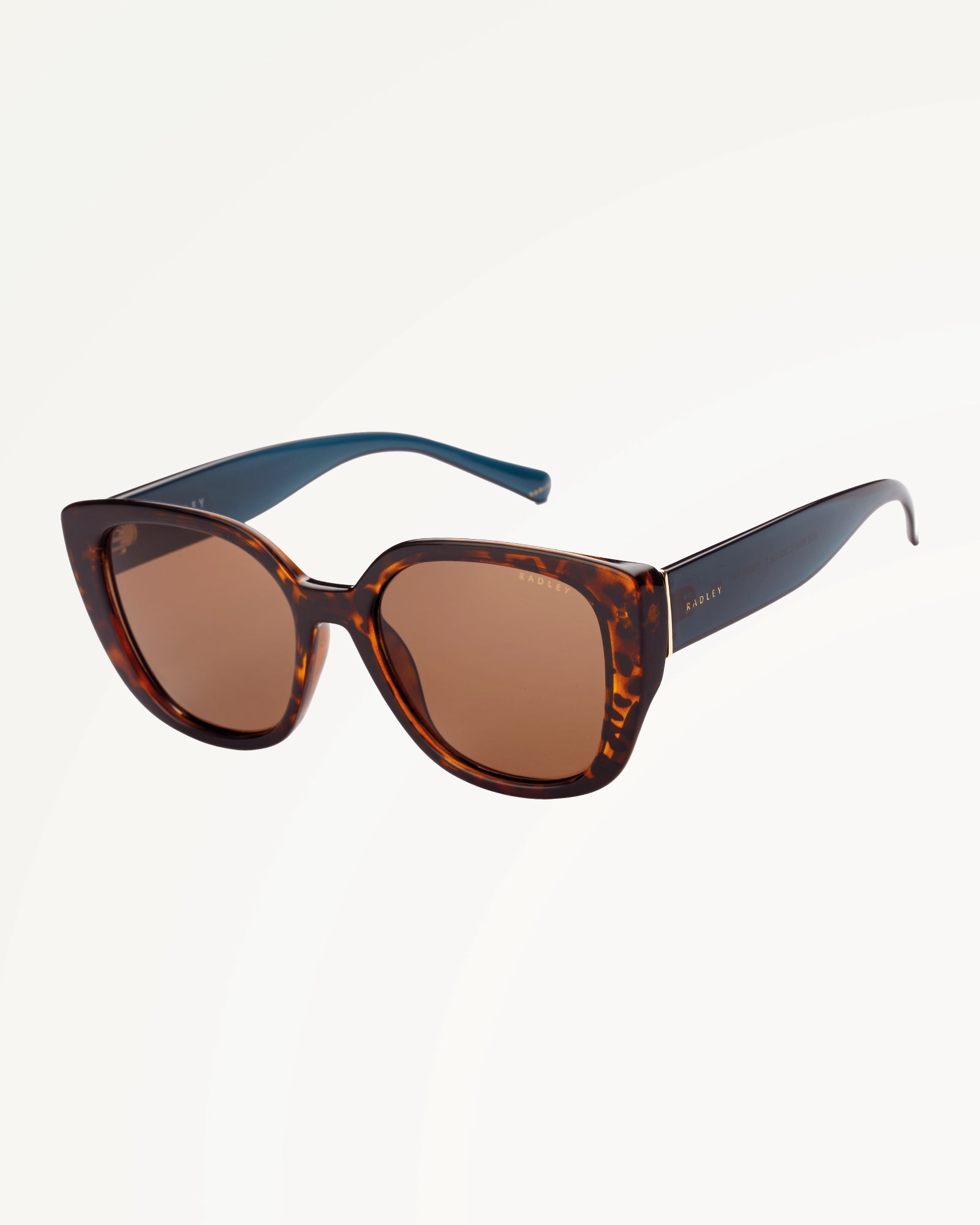 Chiswick - Classic Curved Sunglasses