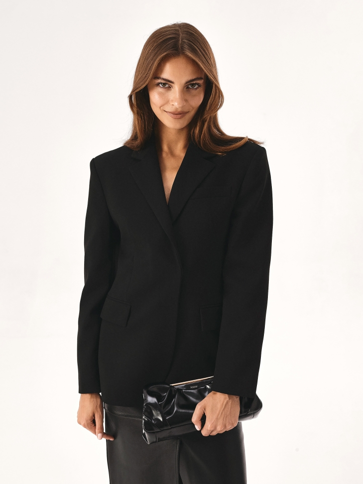 Crinkled leather handbag with metal frame