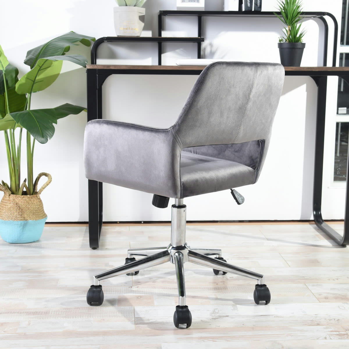 - Chaise de bureau moderne en velours gris