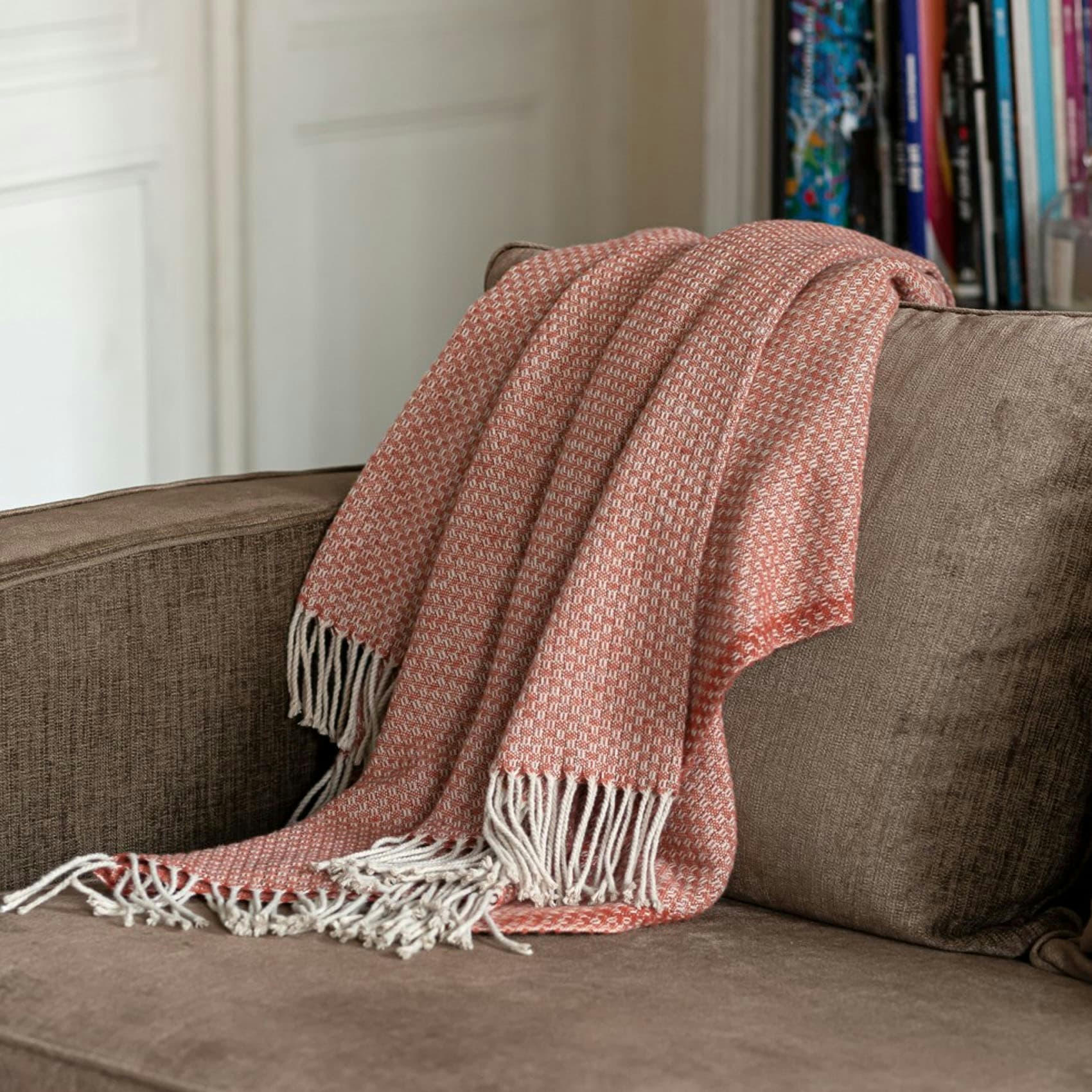 - Plaid en mélange de matière laine rose blush 130x170 cm