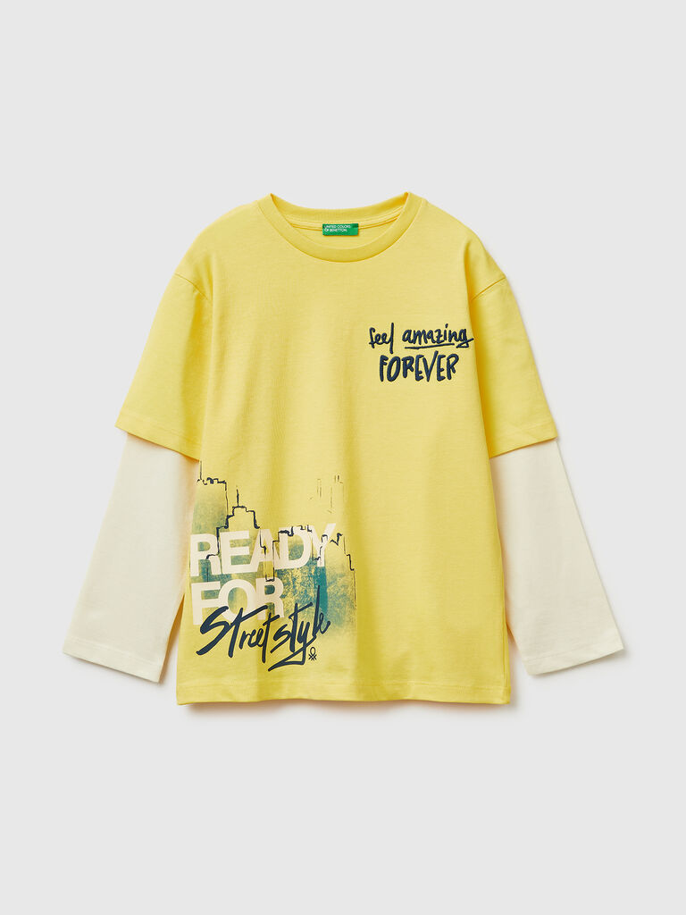 Double-sleeved T-shirt