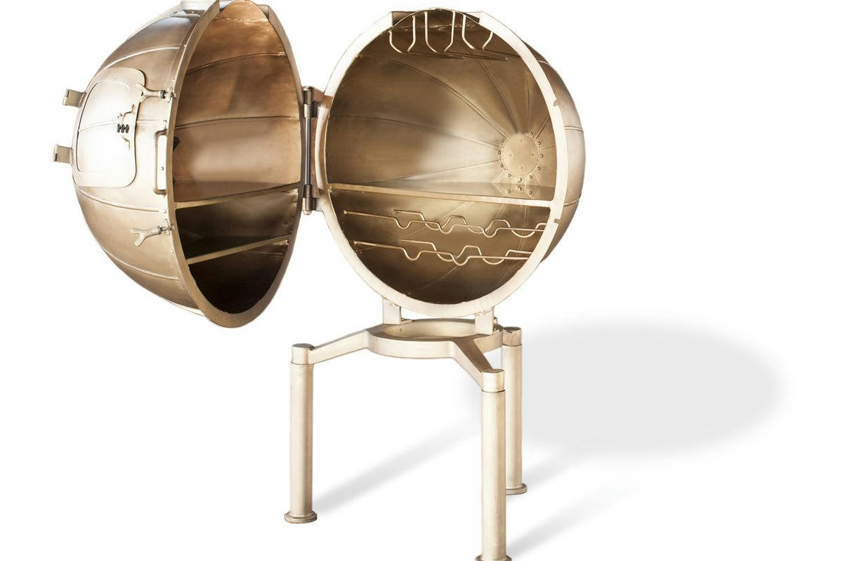 JULES VERNES - Bar industriel en métal doré