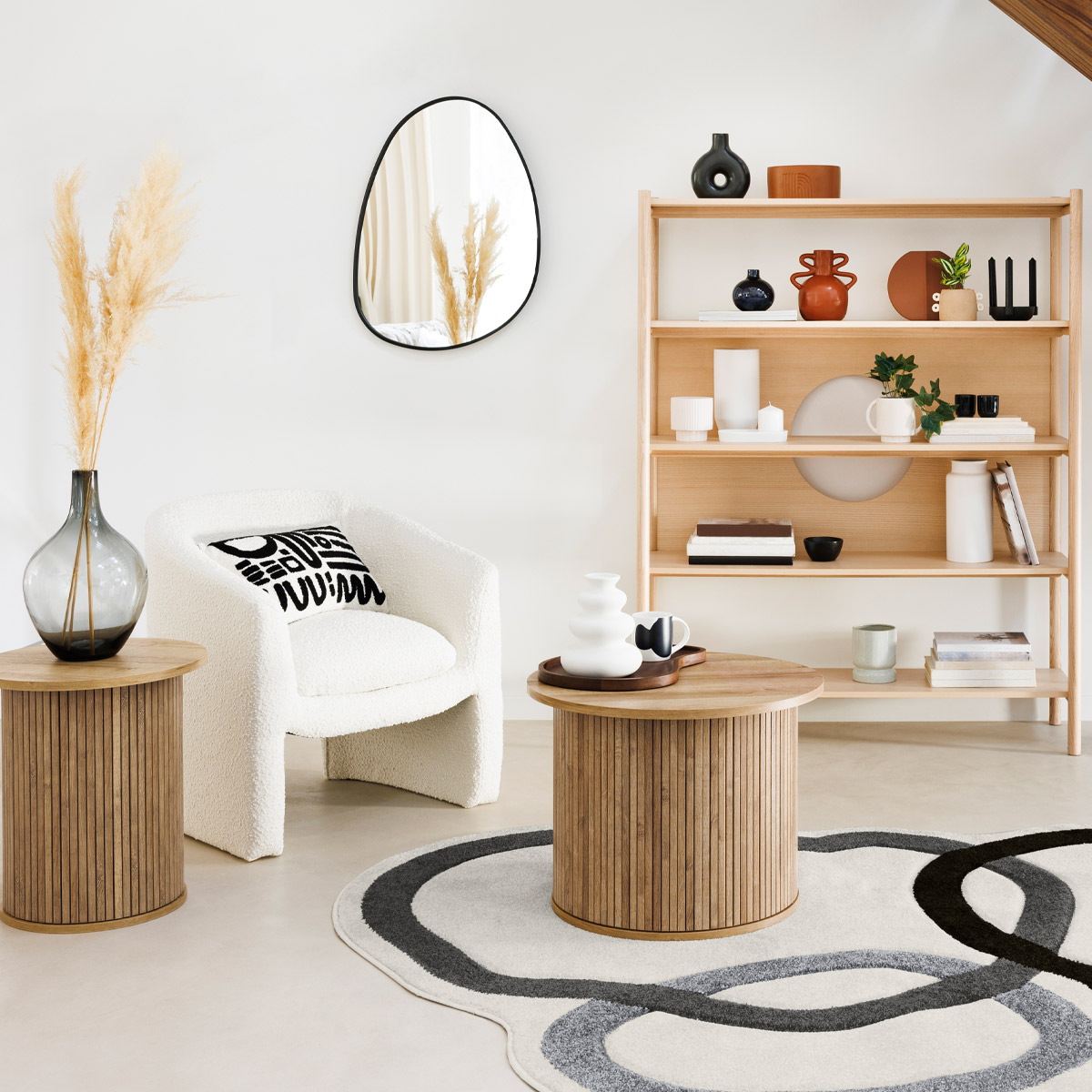 Coffee table "Colva" Wood effect veneer, d.60 cm