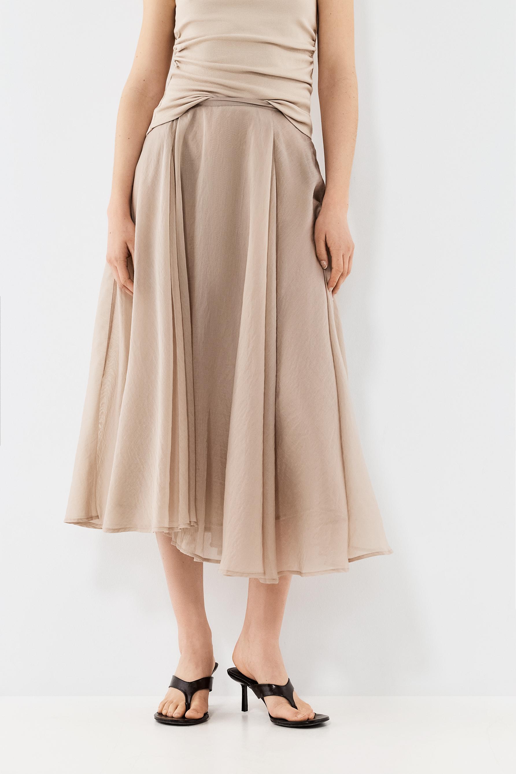 Falda midi vuelo